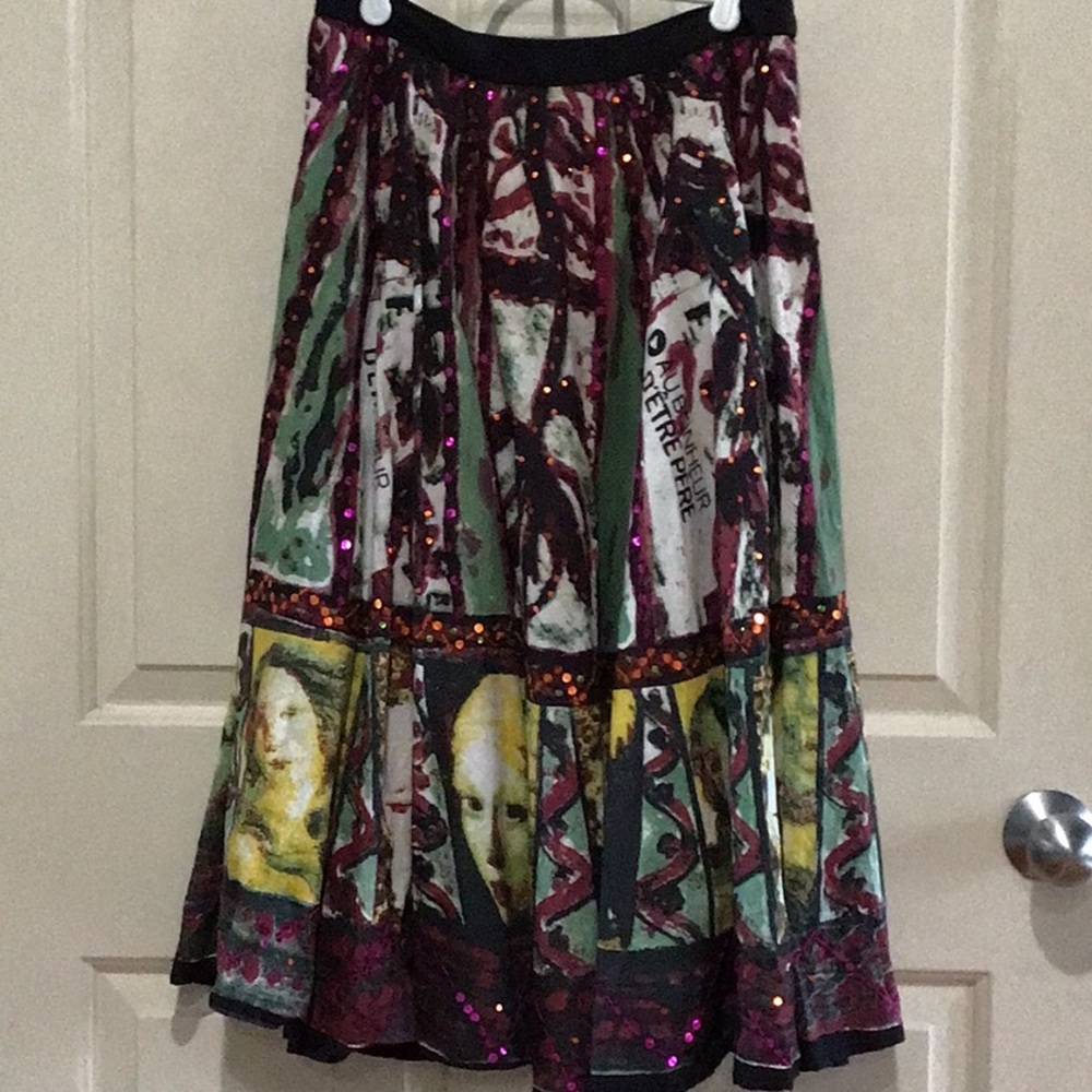 BIZZ Artistic skirt